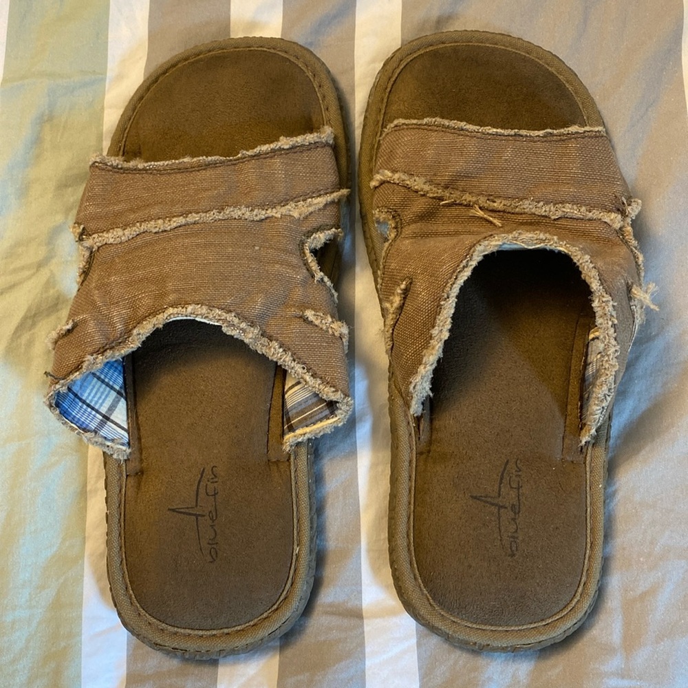 Blue Fin sandals size 13